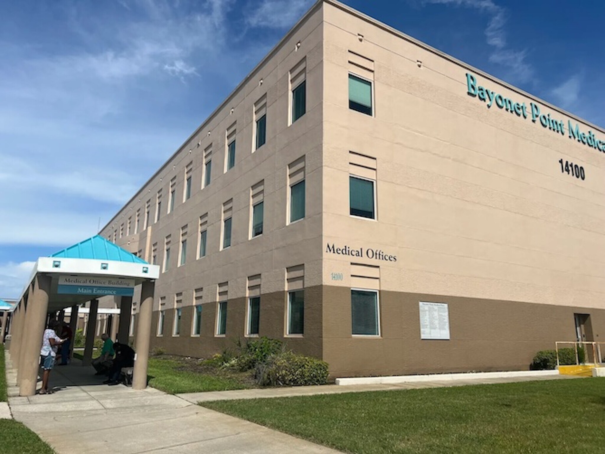 Bayonet Point Medical Offices at 14100 Fivay Road in Hudson